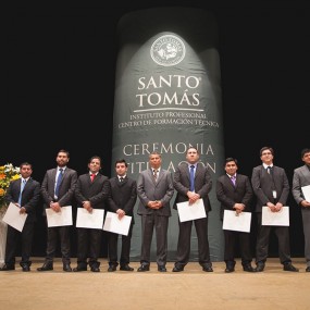 Titulación Santo Tomás Talca 2014
